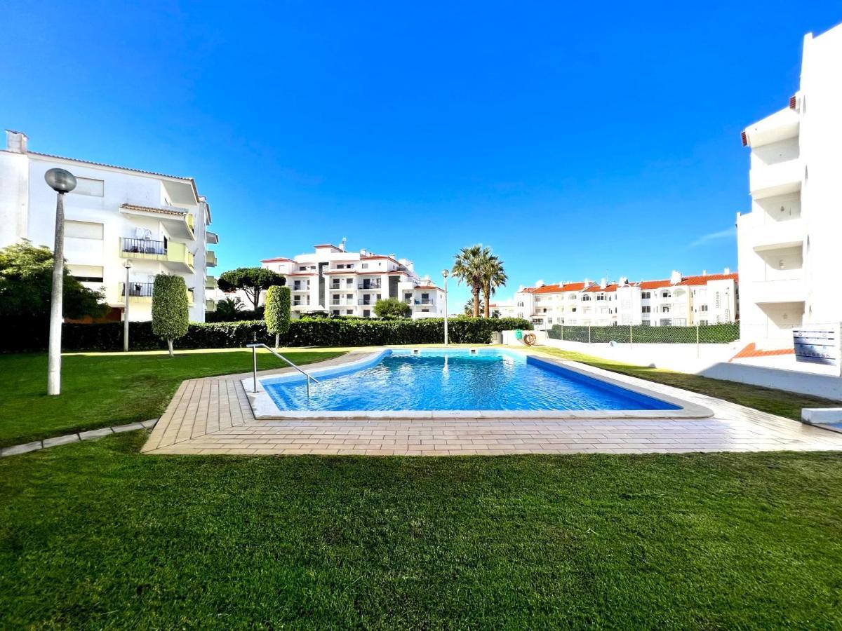Апартаменты Albufeira Downtown With Pool By Homing Экстерьер фото